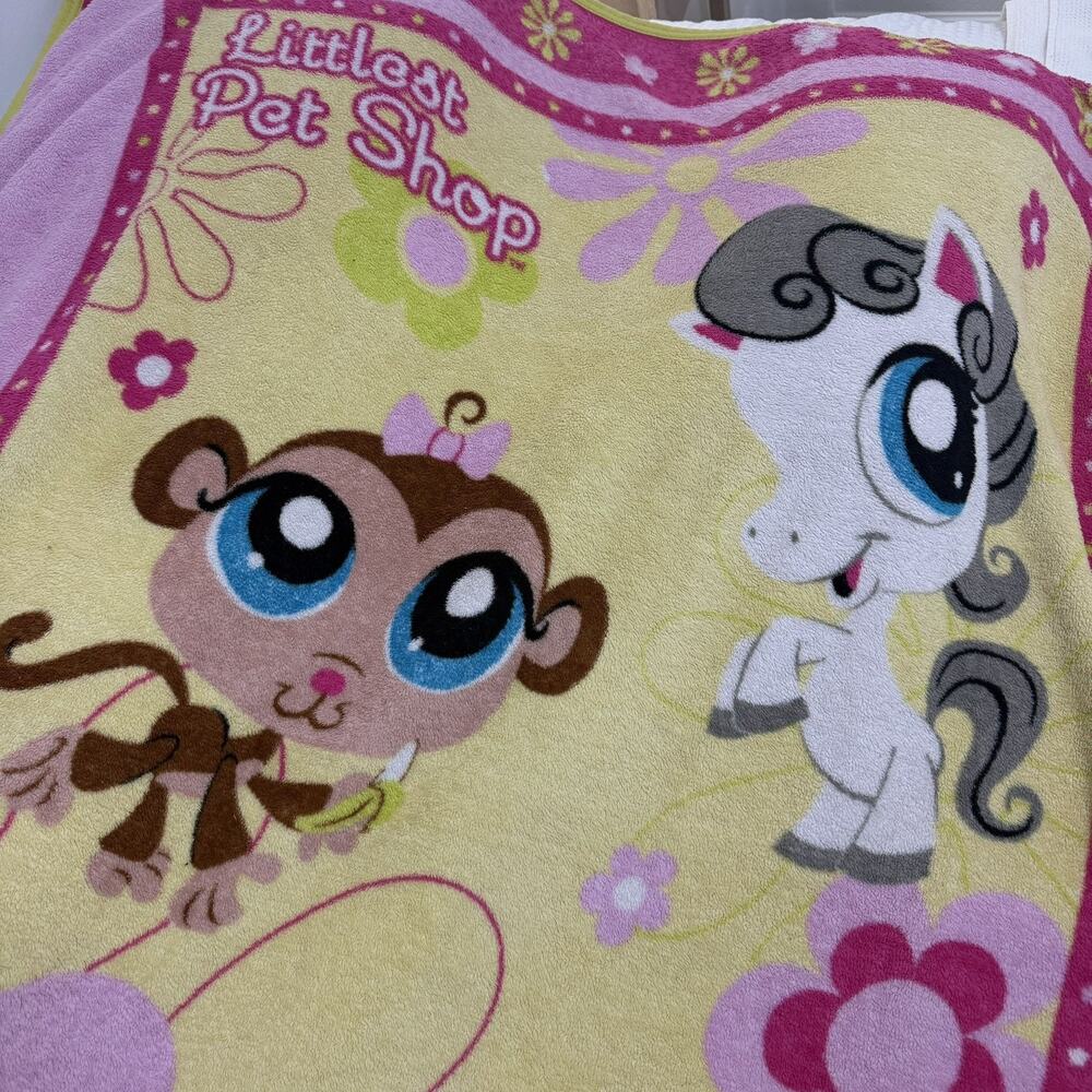2008 Hasbro LPS Littlest Pet Shop Fleece Throw Blanket Turtle Monkey Horse Y2K